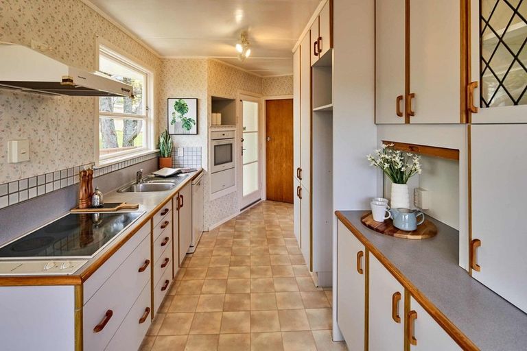 Photo of property in 50 Mark Avenue, Paparangi, Wellington, 6037