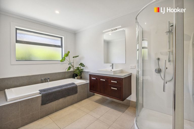 Photo of property in 14 Irwin Logan Drive, Mosgiel, 9024