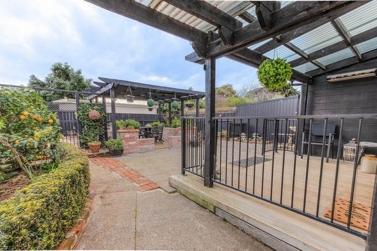 Photo of property in 18 Godwin Crescent, College Estate, Whanganui, 4500