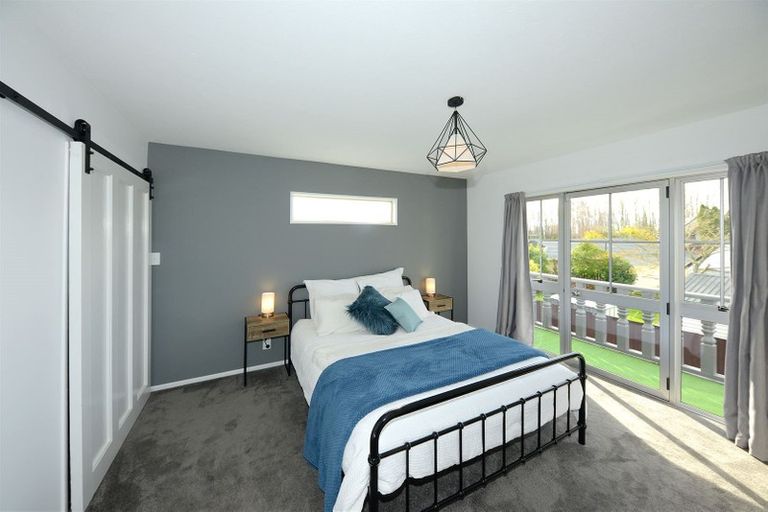 Photo of property in 2/5 Frome Place, St Albans, Christchurch, 8052