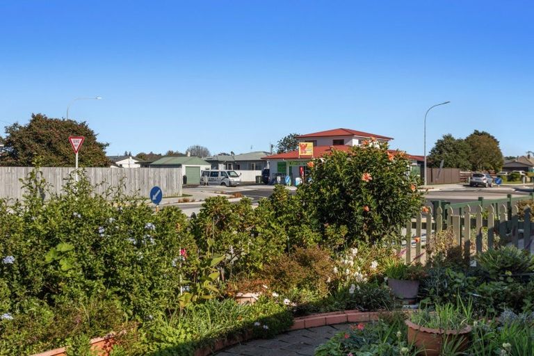 Photo of property in 2/44 Peace Street, Whakatane, 3120