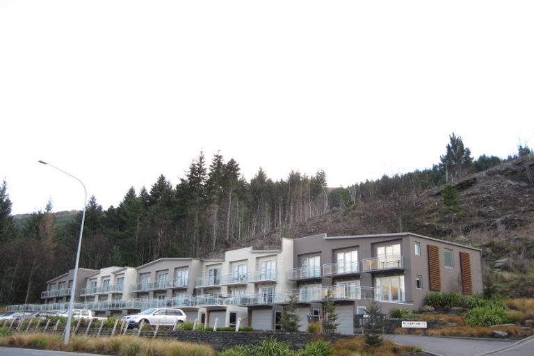 Photo of property in Remarkables Apartments, 3/658 Frankton Road, Queenstown, 9300