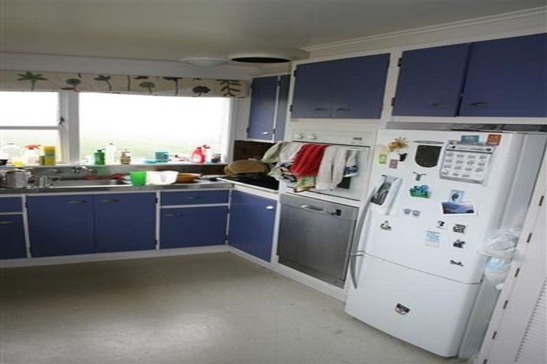 Photo of property in 1 Flint Way, Northland, Wellington, 6012