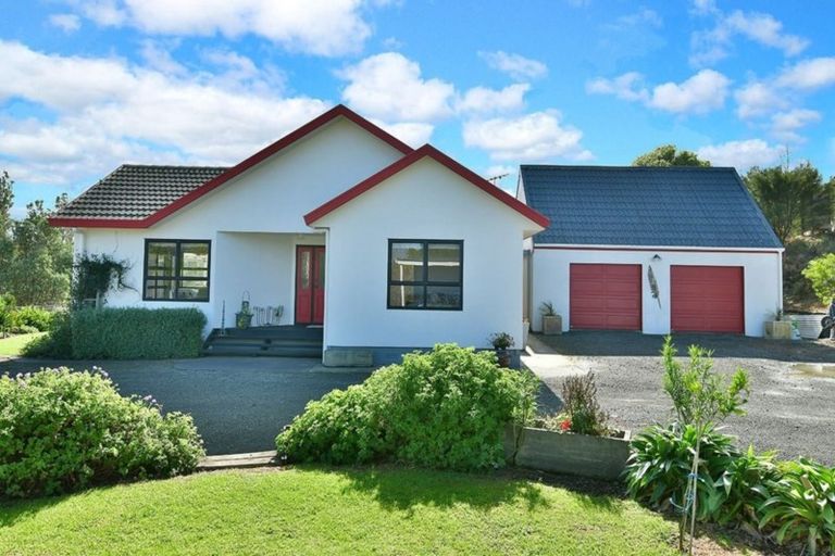 Photo of property in 75 Pipitiwai Drive, Helensville, Kaukapakapa, 0871