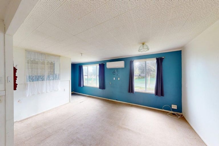 Photo of property in 48 Rangiora Street, Castlecliff, Whanganui, 4501
