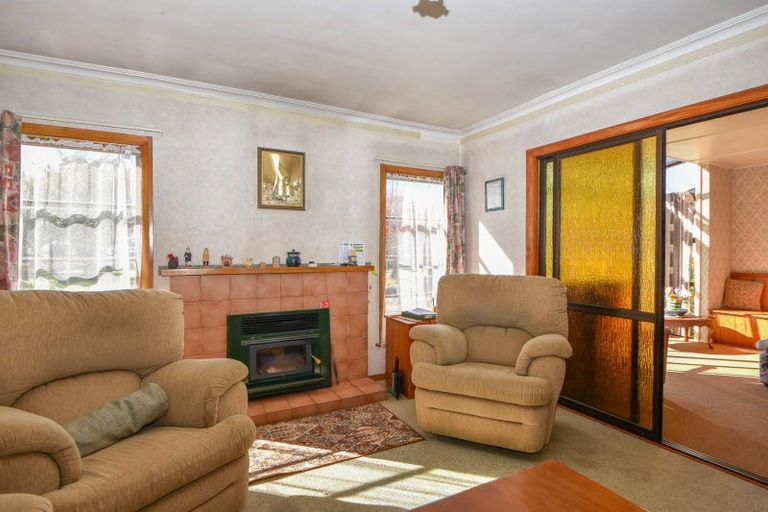 Photo of property in 9 Davy Street, Carterton, 5713