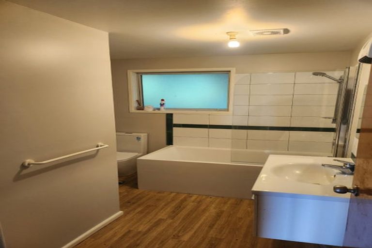 Photo of property in 28 Grange Street, Hillsborough, Christchurch, 8022