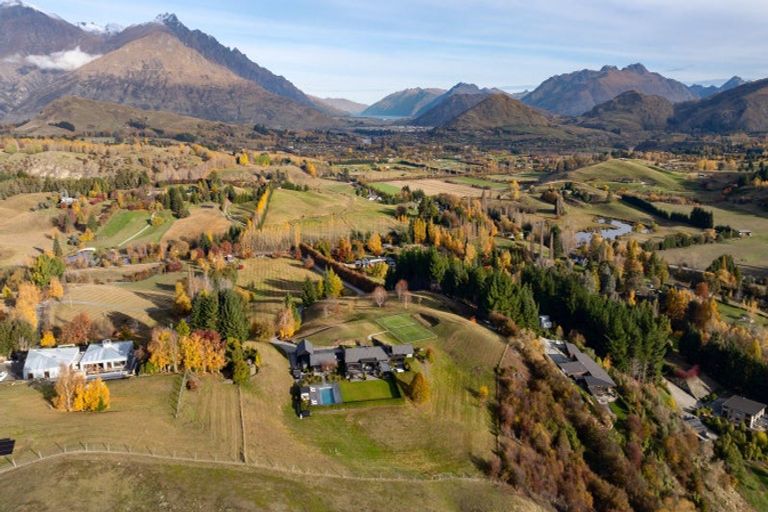 Photo of property in 47 Mooney Road, Speargrass Flat, Queenstown, 9371