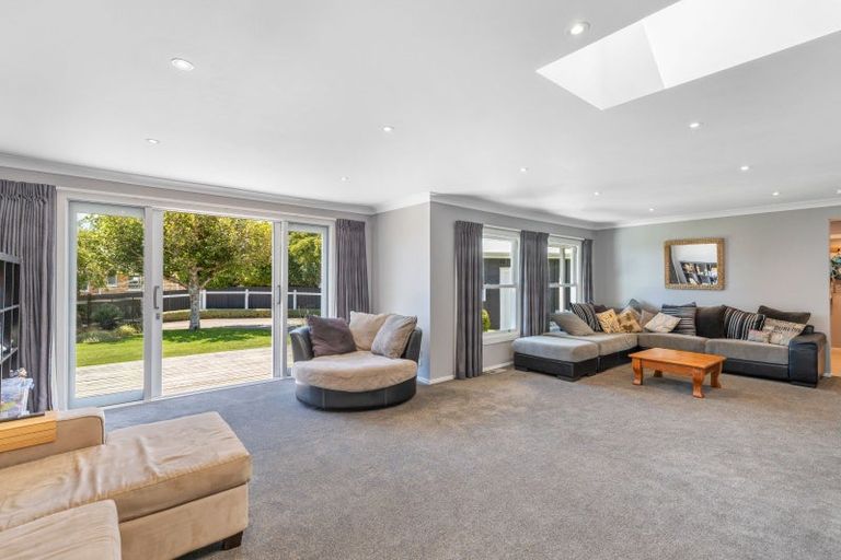 Photo of property in 10a Crownhill Street, Spotswood, New Plymouth, 4310