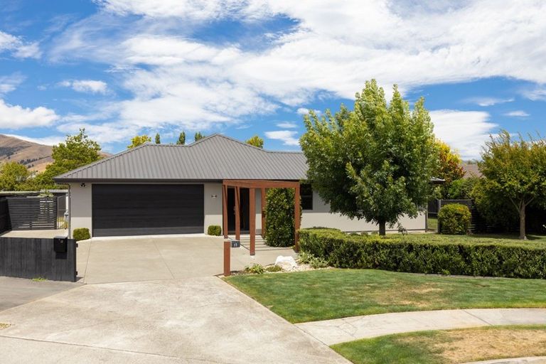 Photo of property in 17 Hilton Place, Blenheim, 7201