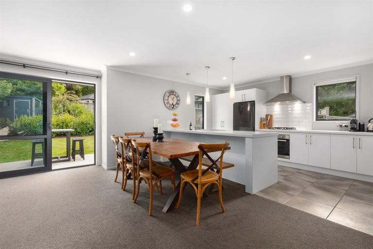 Photo of property in 31 Mooring Close, Whitby, Porirua, 5024