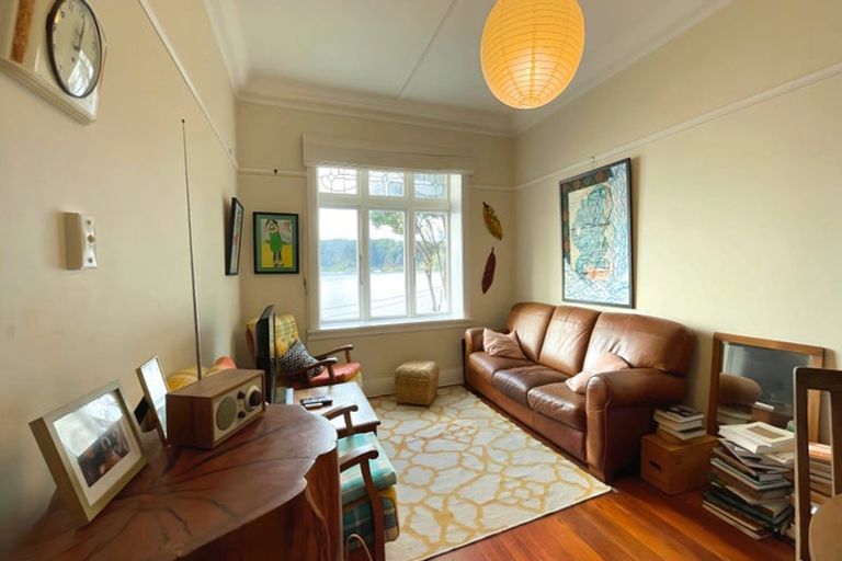 Photo of property in 136u1 Evans Bay Parade, Roseneath, Wellington, 6021
