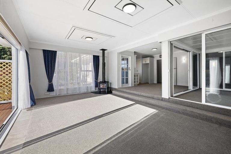 Photo of property in 41 Maratahu Street, Westown, New Plymouth, 4310