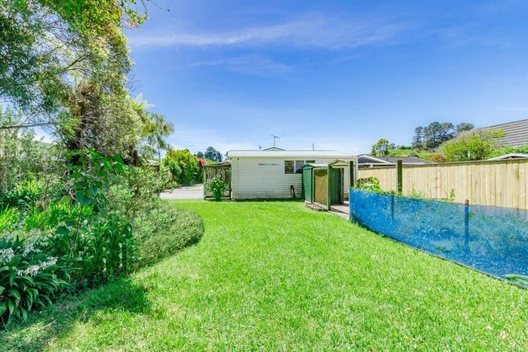 Photo of property in 15 Park Avenue, Waikanae, 5036