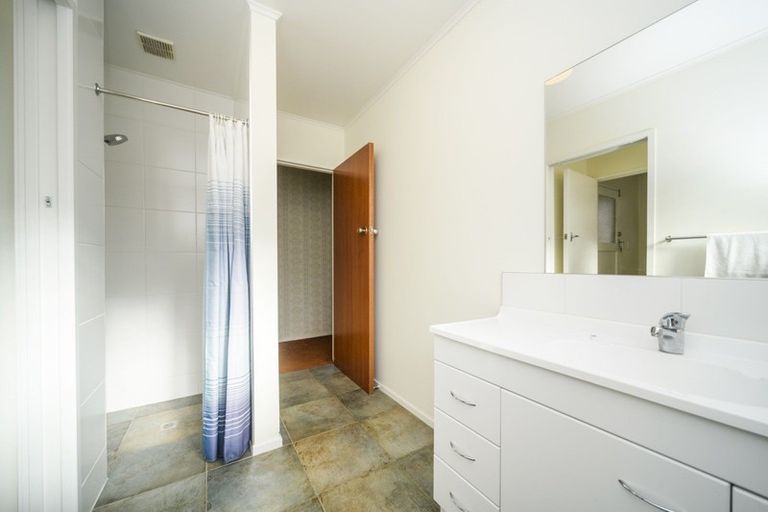 Photo of property in 4 Holdsworth Avenue, Milson, Palmerston North, 4414