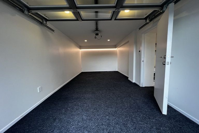 Photo of property in 2/152 Manuka Road, Bayview, Auckland, 0629