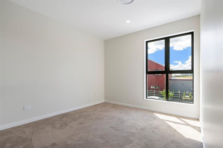 Photo of property in 8 Coopworth Street, Karaka, 2580