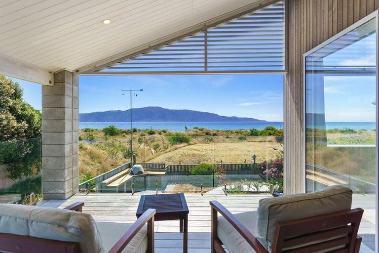 Photo of property in 131 Manly Street, Paraparaumu Beach, Paraparaumu, 5032