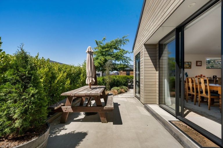 Photo of property in 24 Obelisk Street, Wanaka, 9305