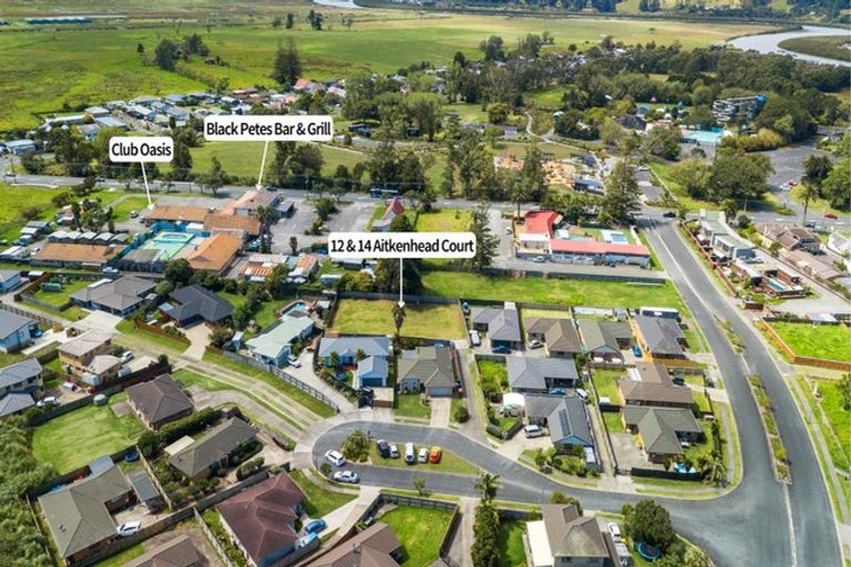 Photo of property in 14 Aitkenhead Court, Parakai, 0830