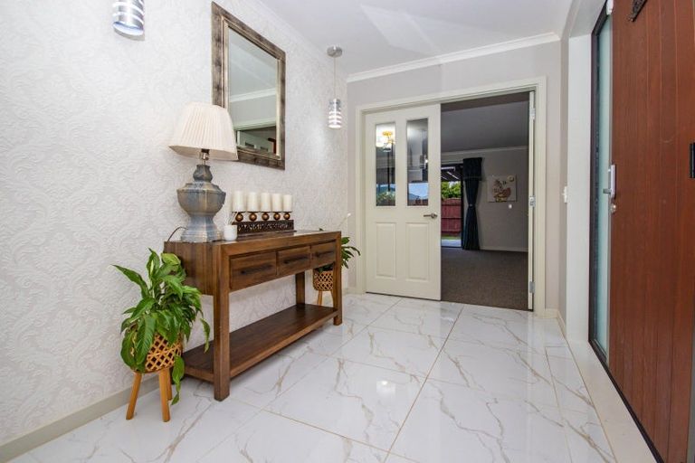 Photo of property in 55 Liberty Grove, Kelvin Grove, Palmerston North, 4414