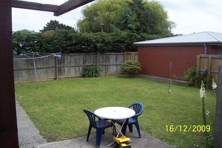 Photo of property in 3/176 Edgeware Road, Edgeware, Christchurch, 8013