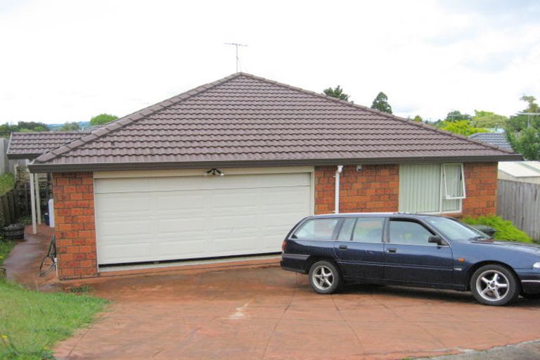 Photo of property in 28 Les Marston Place, Pukekohe, 2120