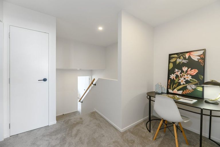 Photo of property in 19b Tawa Road, Te Atatu Peninsula, Auckland, 0610