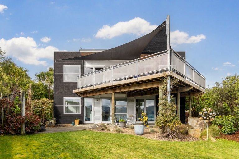 Photo of property in 5 Emerson Crescent, Diamond Harbour,  8971