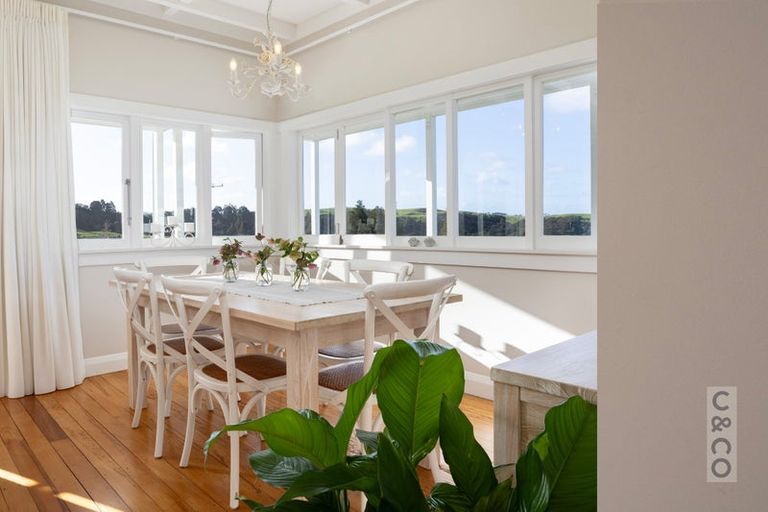 Photo of property in 93 Alf Access Road, Helensville, 0875