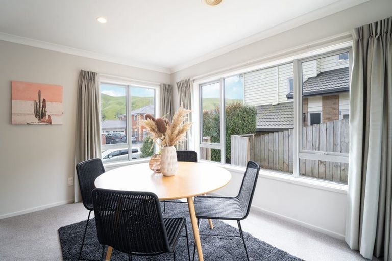 Photo of property in 25 Mauldeth Terrace, Churton Park, Wellington, 6037