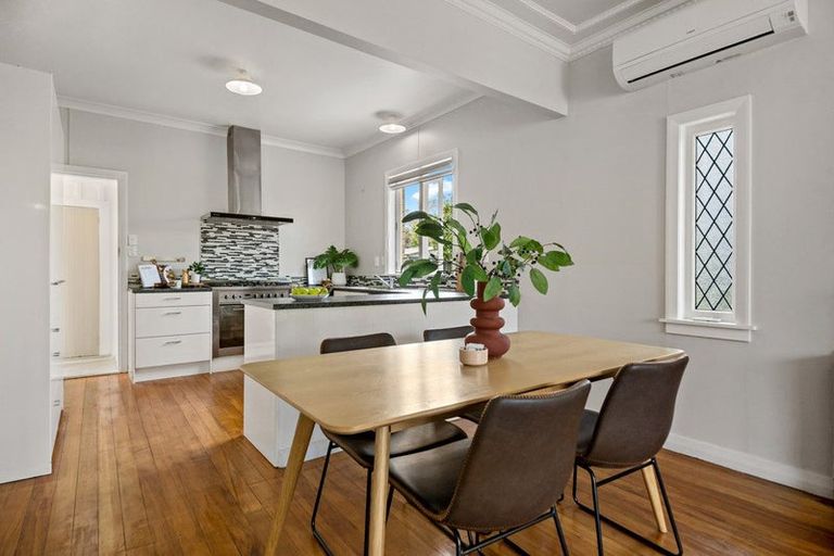 Photo of property in 2 Gibson Road, Tuakau, 2121