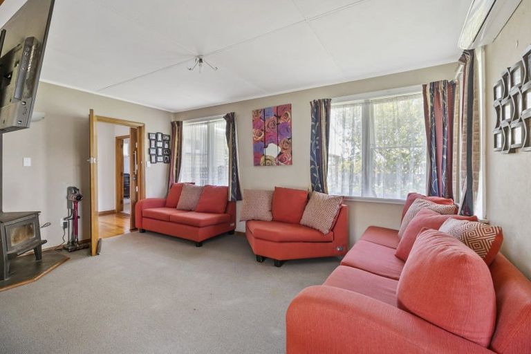 Photo of property in 4 Wera Street, Hawera, 4610