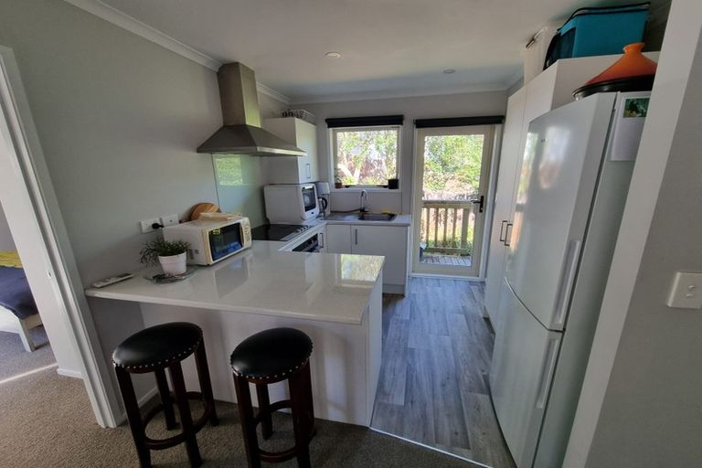 Photo of property in 14 Packham Place, Beach Haven, Auckland, 0626