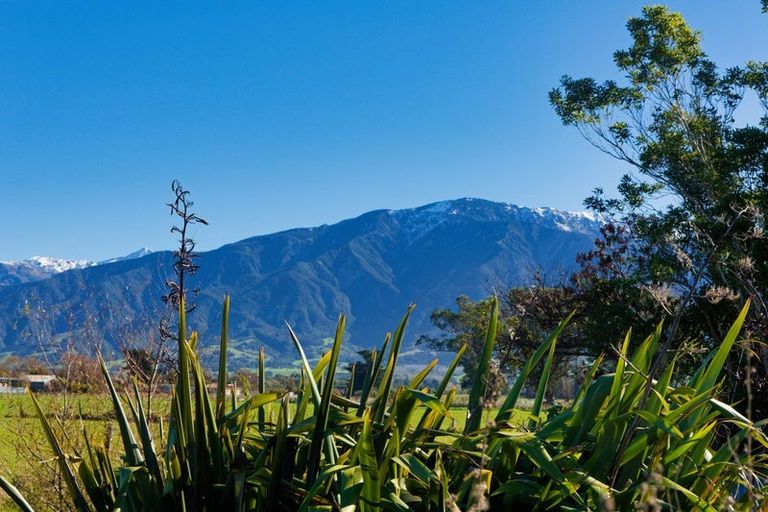 Photo of property in 127 Beach Road, Kaikoura, 7300