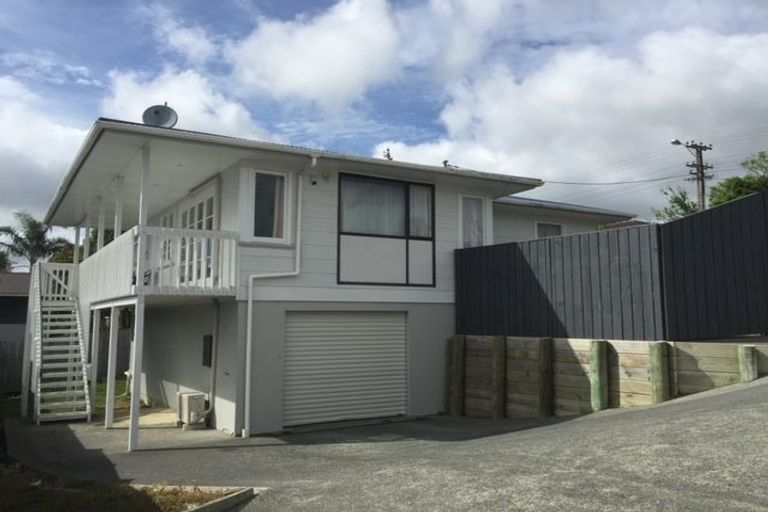 Photo of property in 281 Don Buck Road, Massey, Auckland, 0614