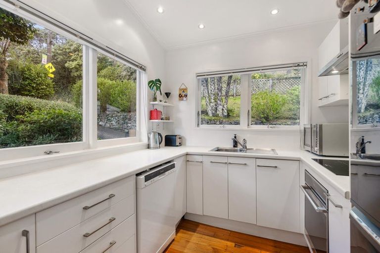 Photo of property in 92 Mairangi Road, Wadestown, Wellington, 6012