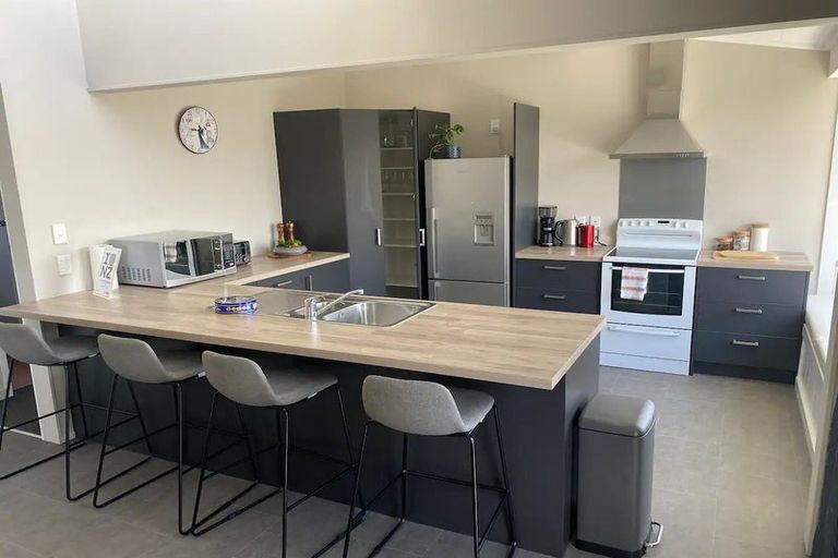 Photo of property in 43 Eversham Road, Mount Maunganui, 3116