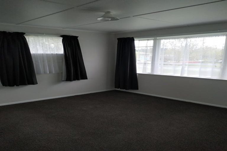 Photo of property in 75 Cameron Crescent, Masterton, 5810
