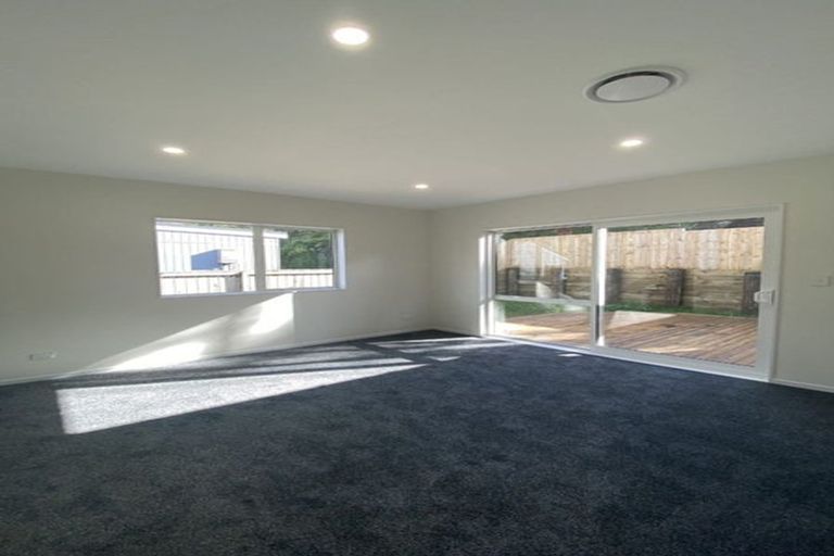 Photo of property in 11a Flavia Close, Torbay, Auckland, 0630