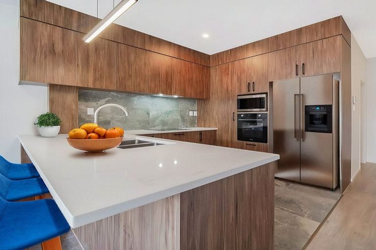 Photo of property in 2 Faithful Drive, Karaka, 2113