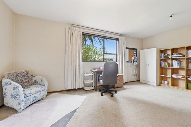 Photo of property in 35 Newnham Street, Rangiora, 7400
