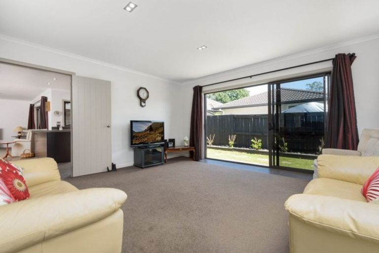 Photo of property in 11 Hansard Place, Bethlehem, Tauranga, 3110