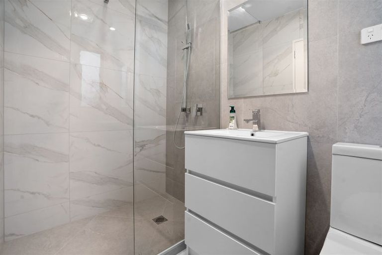 Photo of property in 10 Karoro Road, Flat Bush, Auckland, 2019