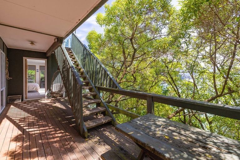 Photo of property in 17 Athol Place, Diamond Harbour, Lyttelton, 8971