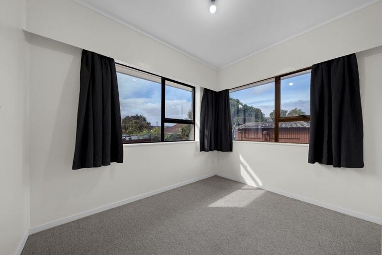 Photo of property in 5 Kavanagh Place, Opaheke, Papakura, 2113