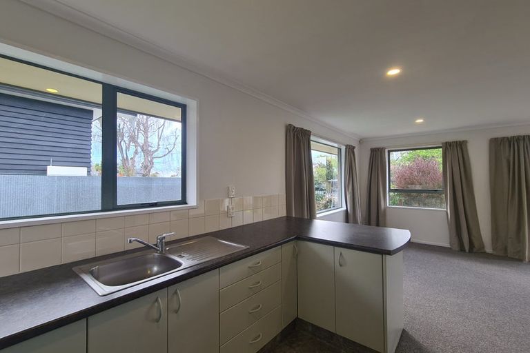 Photo of property in 1/39 Cleveland Street, Edgeware, Christchurch, 8013