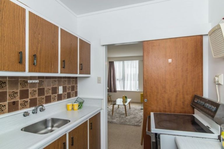 Photo of property in Hobson Court Flats, 25/70u Hobson Street, Thorndon, Wellington, 6011