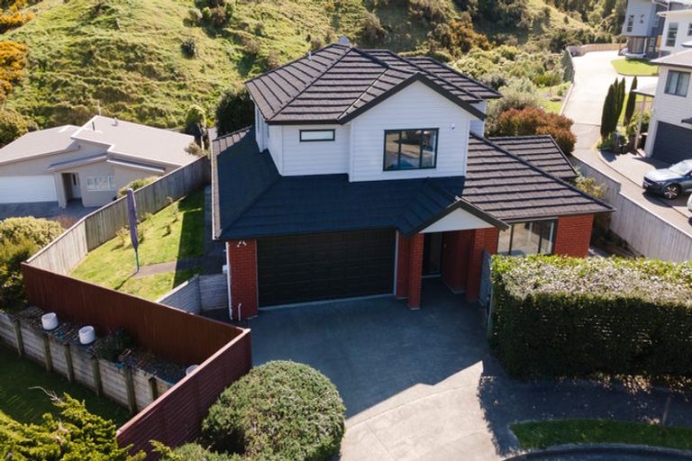 Photo of property in 17 Cheetwood Street, Churton Park, Wellington, 6037