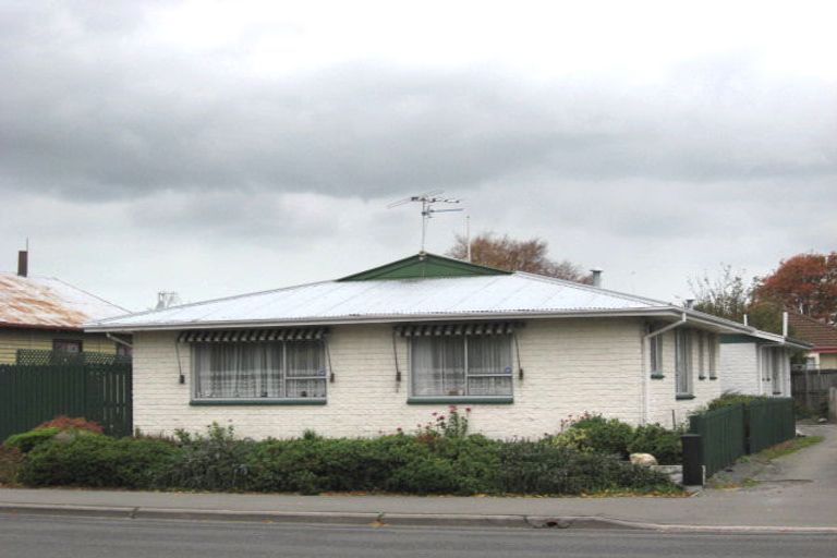 Photo of property in 130 Main Road North, Papanui, Christchurch, 8052